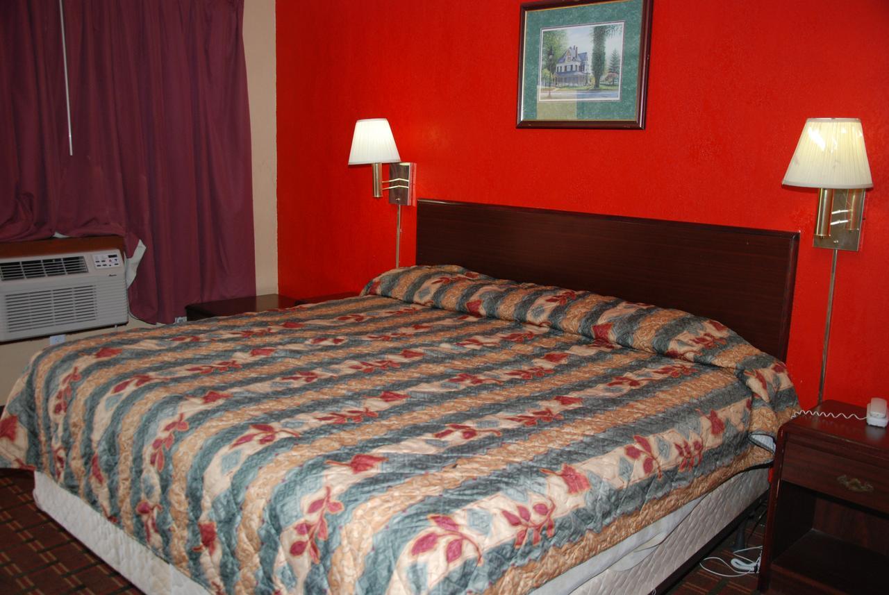 Mount Laurel Motel Hazleton Extérieur photo