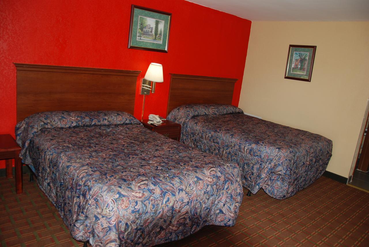 Mount Laurel Motel Hazleton Extérieur photo