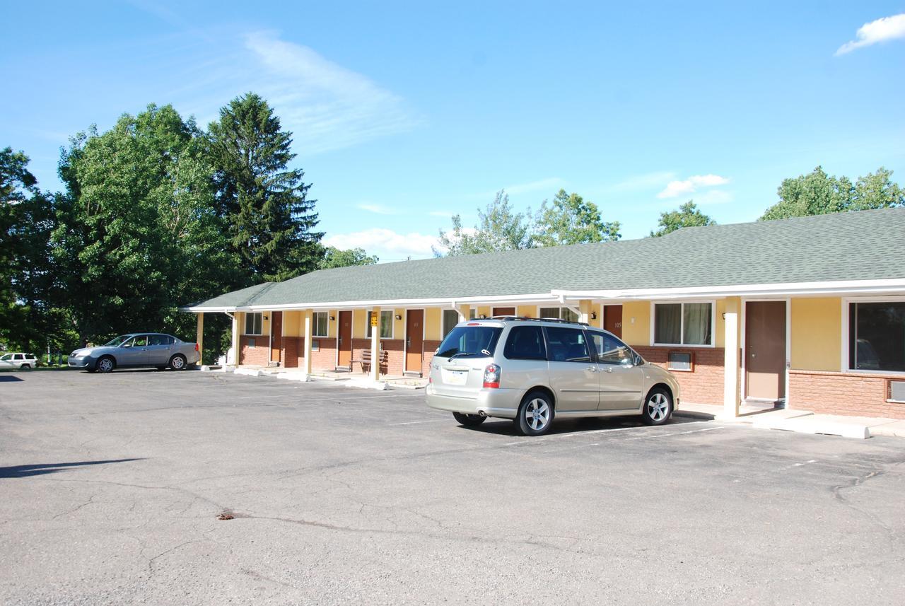 Mount Laurel Motel Hazleton Extérieur photo