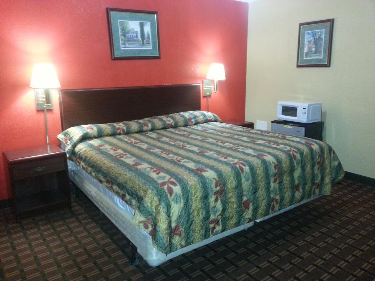Mount Laurel Motel Hazleton Extérieur photo